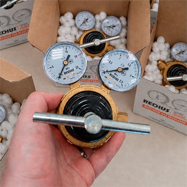 Редуктор кислородный двухкорпусной БКД-25 (исп. 03) ГОСТ 13861